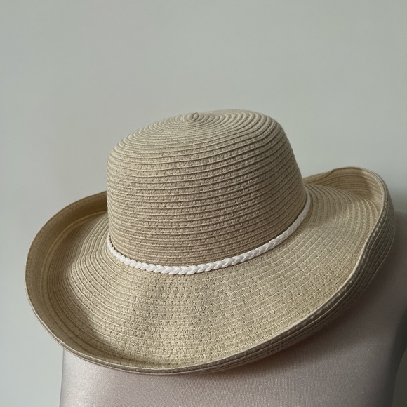 vintage Sun n’ Sand wide summer hat, brand new! - Picture 3 of 3